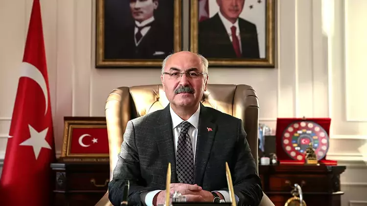 Vali Köşger, “Gazetecilik mesleği, demokratik toplumun temel taşıdır”