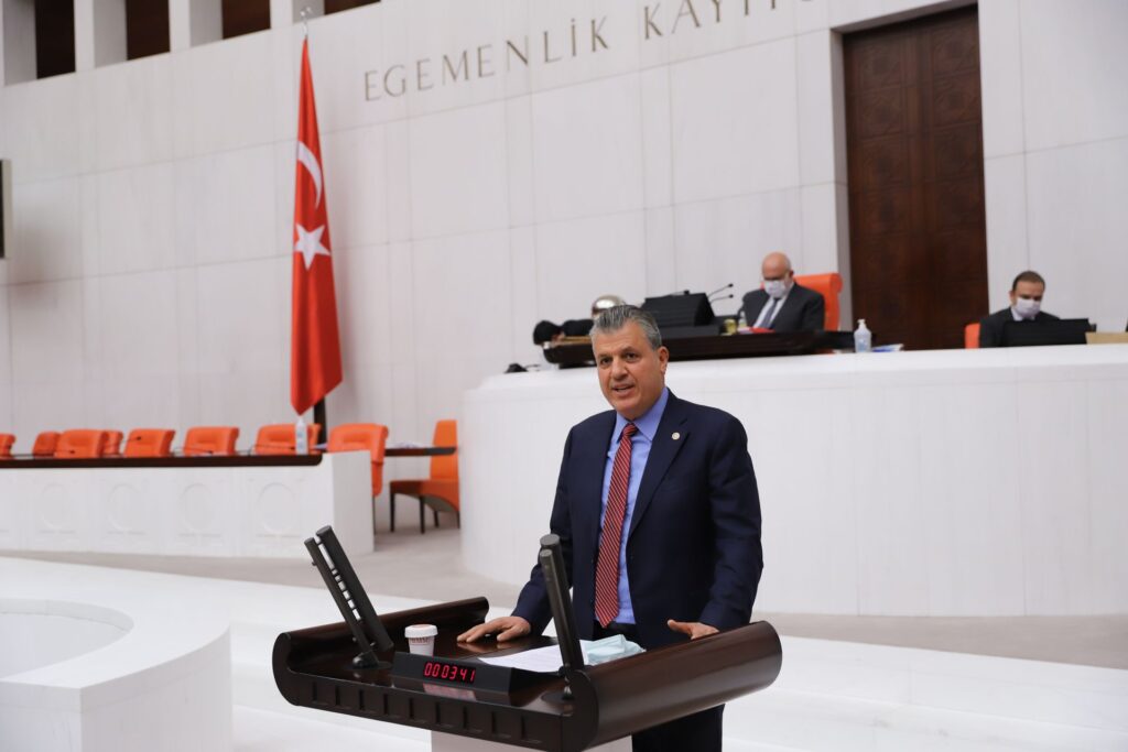 Barut, “Kamu emekçilerinin sesini duyun, çözüm üretin”