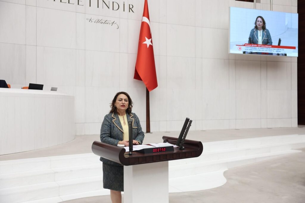 TÜBİTAK siyasallaşıyor, KOSGEB’in içi boşaltılıyor