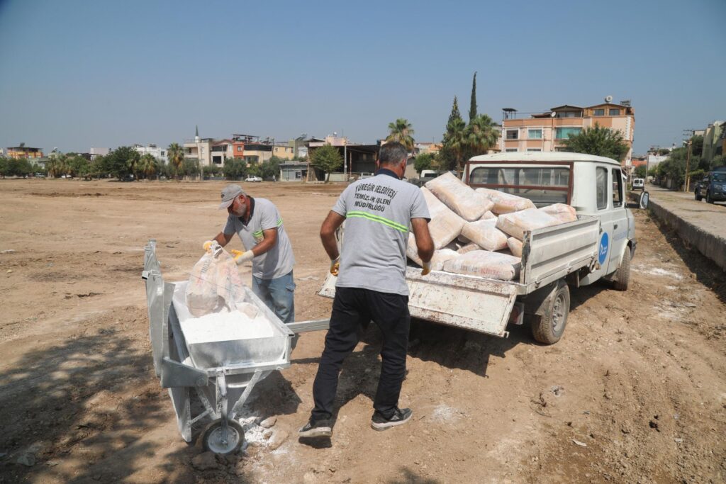 Yüreğir’de Bayram Sonrası Temizlik Seferberliği
