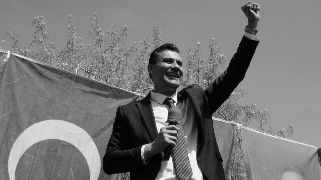 Ferdi Zeyrek son yolcuğuna uğurlanıyor